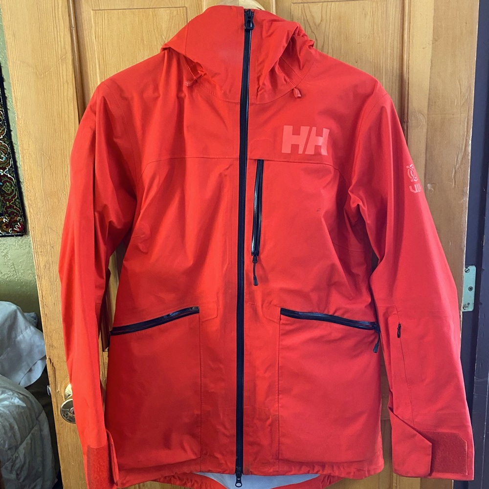 Helly Hansen women’s ski shell